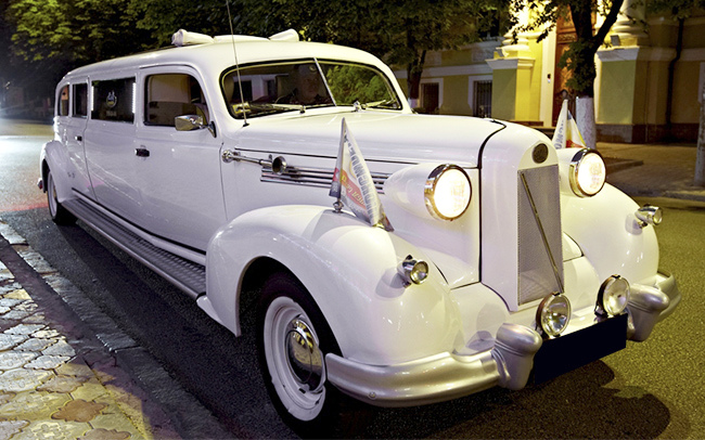Аренда Лимузин Oldsmobile на свадьбу Запорожье